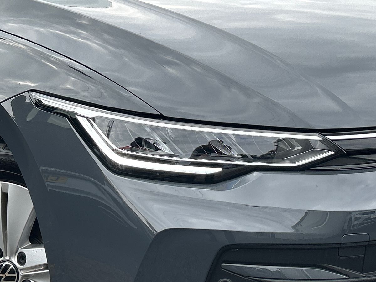 Volkswagen Golf Photo autoimg-5d3dabb9c77b02a1743f57e59844c1c170b1a175.jpg