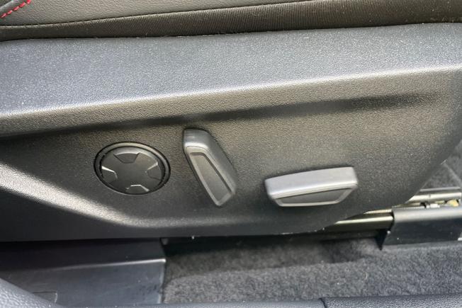 FORD Focus Photo 22