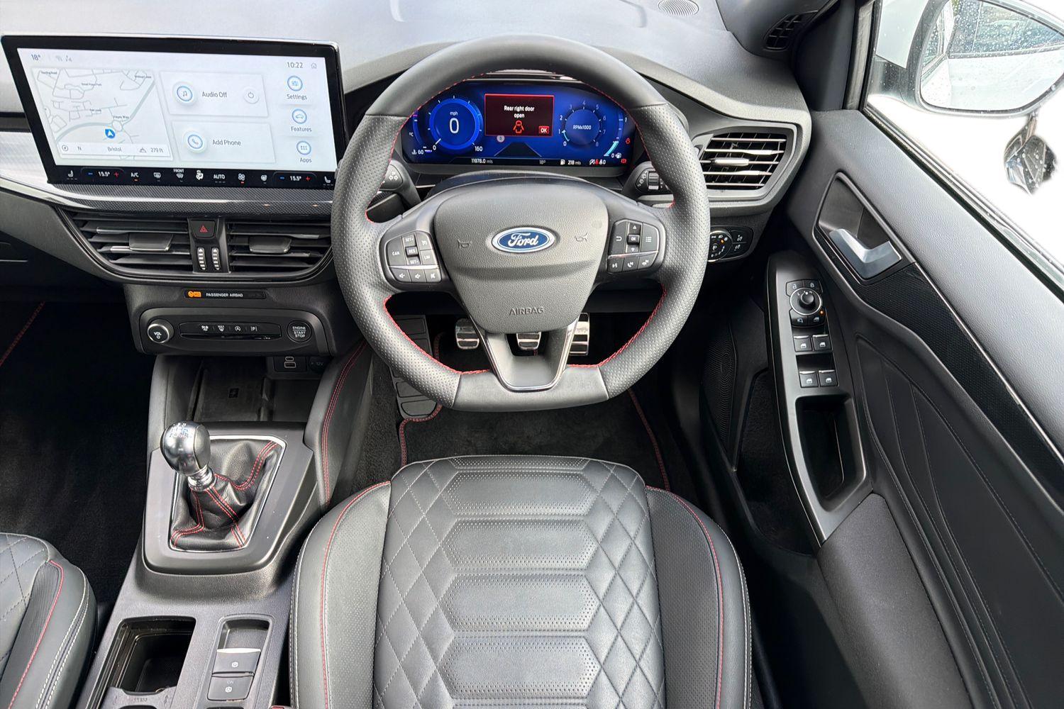 Ford FOCUS Photo 10