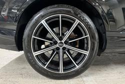 Audi Q7 Photo 5