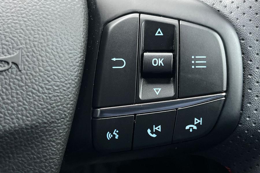 Ford FOCUS Photo autoimg-5d4269dd37c0e2e9d53986fc7f6321d7b448ad5d.jpg