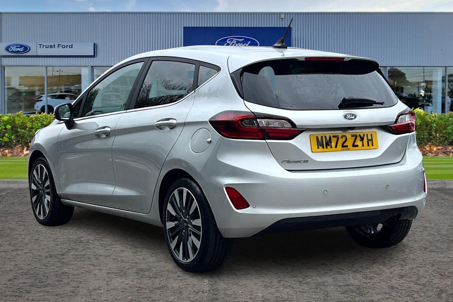 Ford Fiesta Photo 1