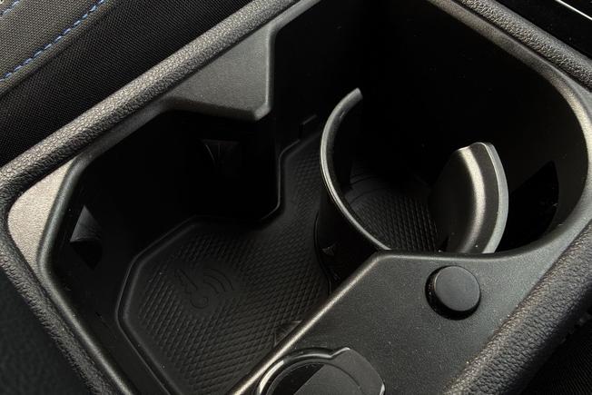 VOLKSWAGEN Golf Photo 23