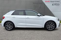 AUDI A1 Photo 4