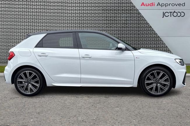 AUDI A1 Photo 4