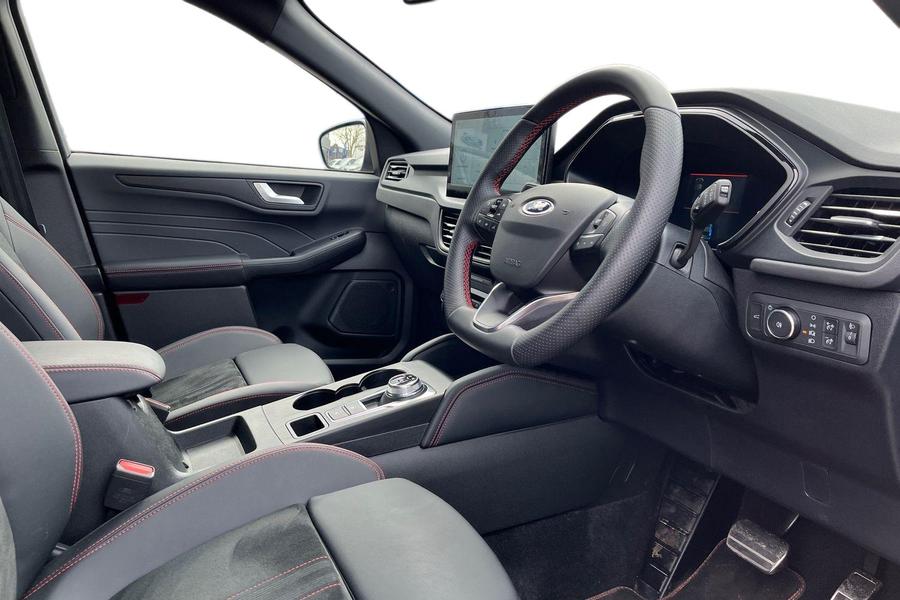 Ford Kuga Photo autoimg-5d4b71b1ab5105e02e1727d0964d2c6c5a48cd9c.jpg