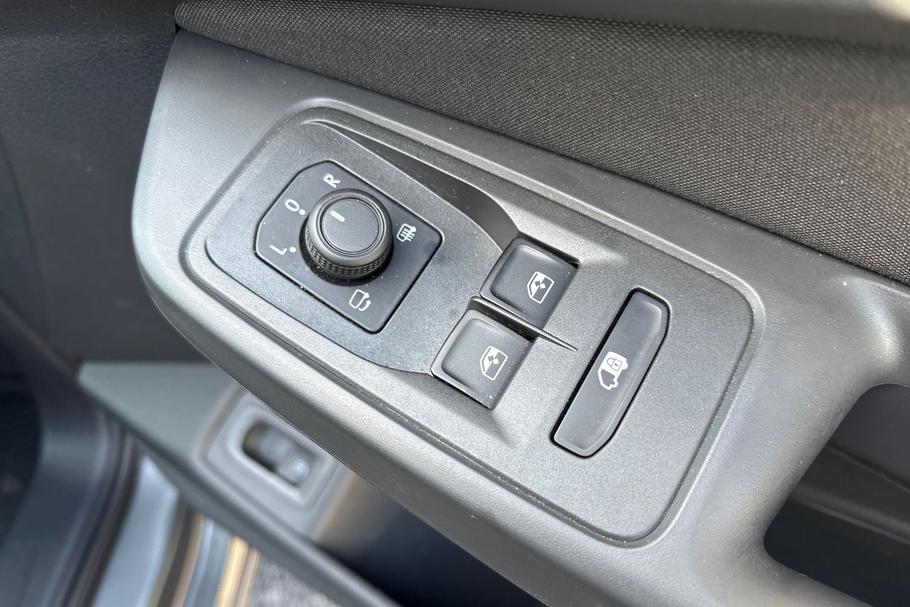 Used FORD TRANSIT CONNECT WR75HZY 23