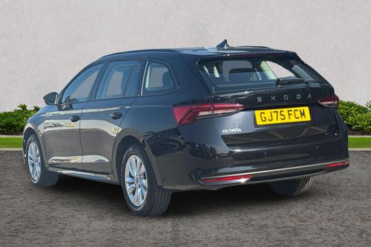 Skoda Octavia Photo autoimg-5d4ffc6a3da3dca0a71615657d35453a327071f5.jpg