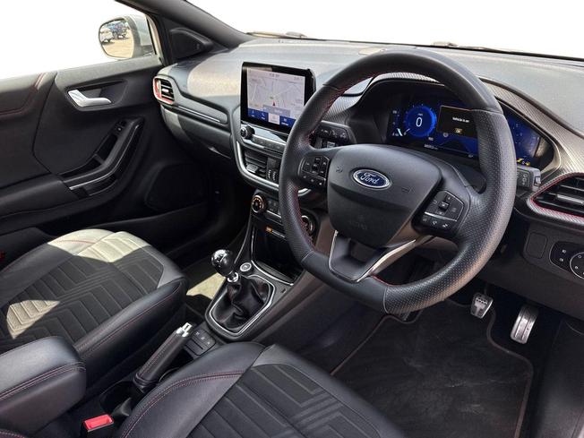 FORD Puma Photo 6