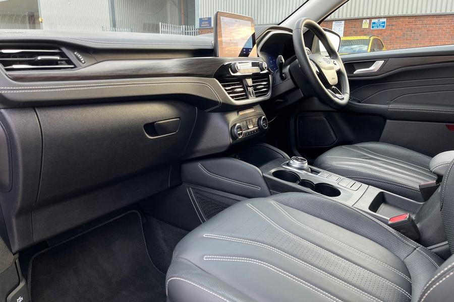 Ford Kuga Photo autoimg-5d5a1058266a5380af39109d6542b30eae802b50.jpg