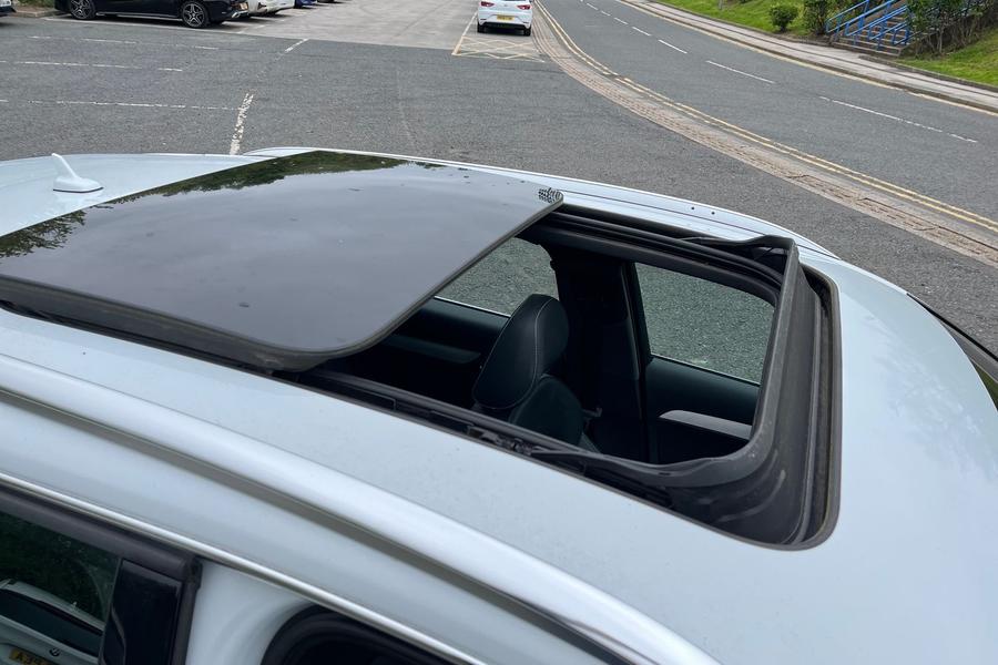 Audi Q3 Photo autoimg-5d5b730e1bbffaf8e38130b0ab15efbe4dda9a32.jpg