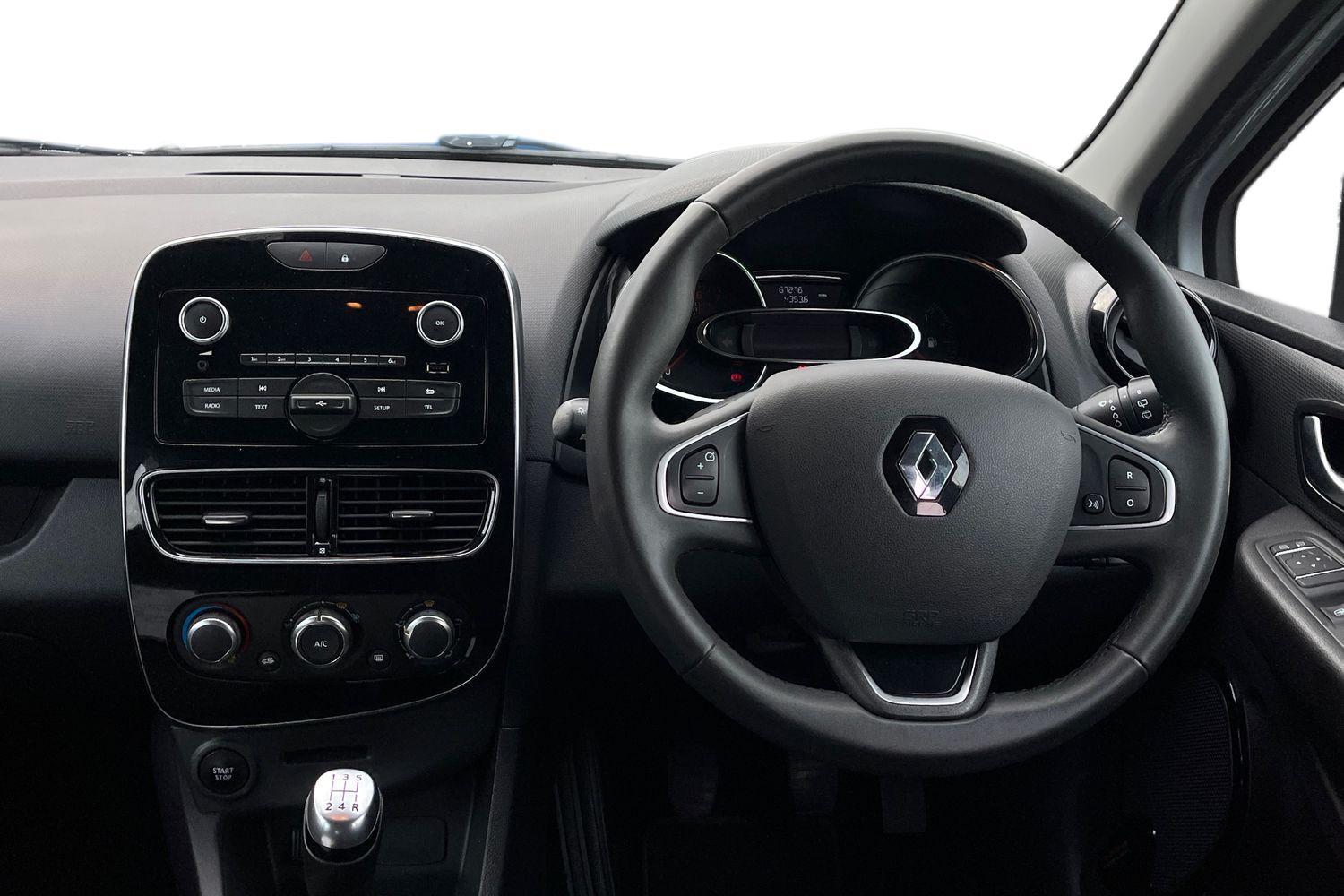 Renault CLIO Photo 10