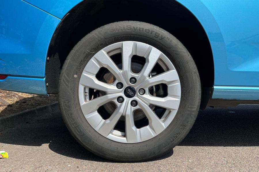 Ford TRANSIT CONNECT Photo autoimg-5d63e2d45bbfa862937640659475f9ffebfb5188.jpg