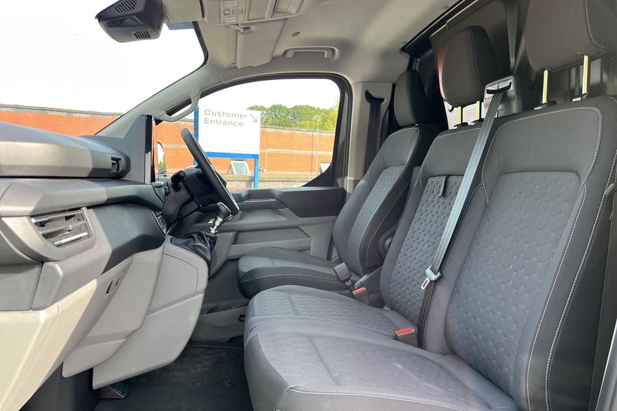 Ford Transit Custom Photo autoimg-5d649b76379bc84b9061f728e1d6da21215dbef4.jpg