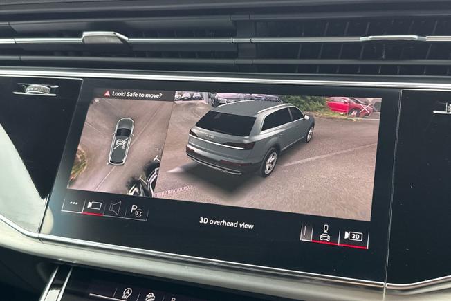 AUDI Q7 Photo 37