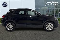 VOLKSWAGEN T-Roc Photo 4
