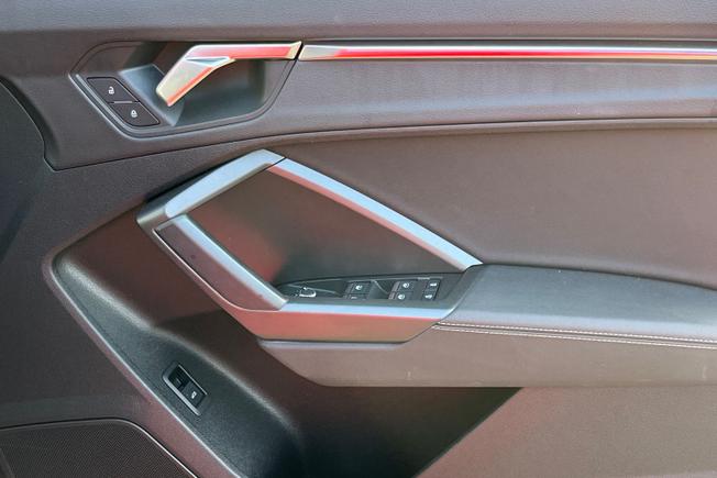 AUDI Q3 Photo 41