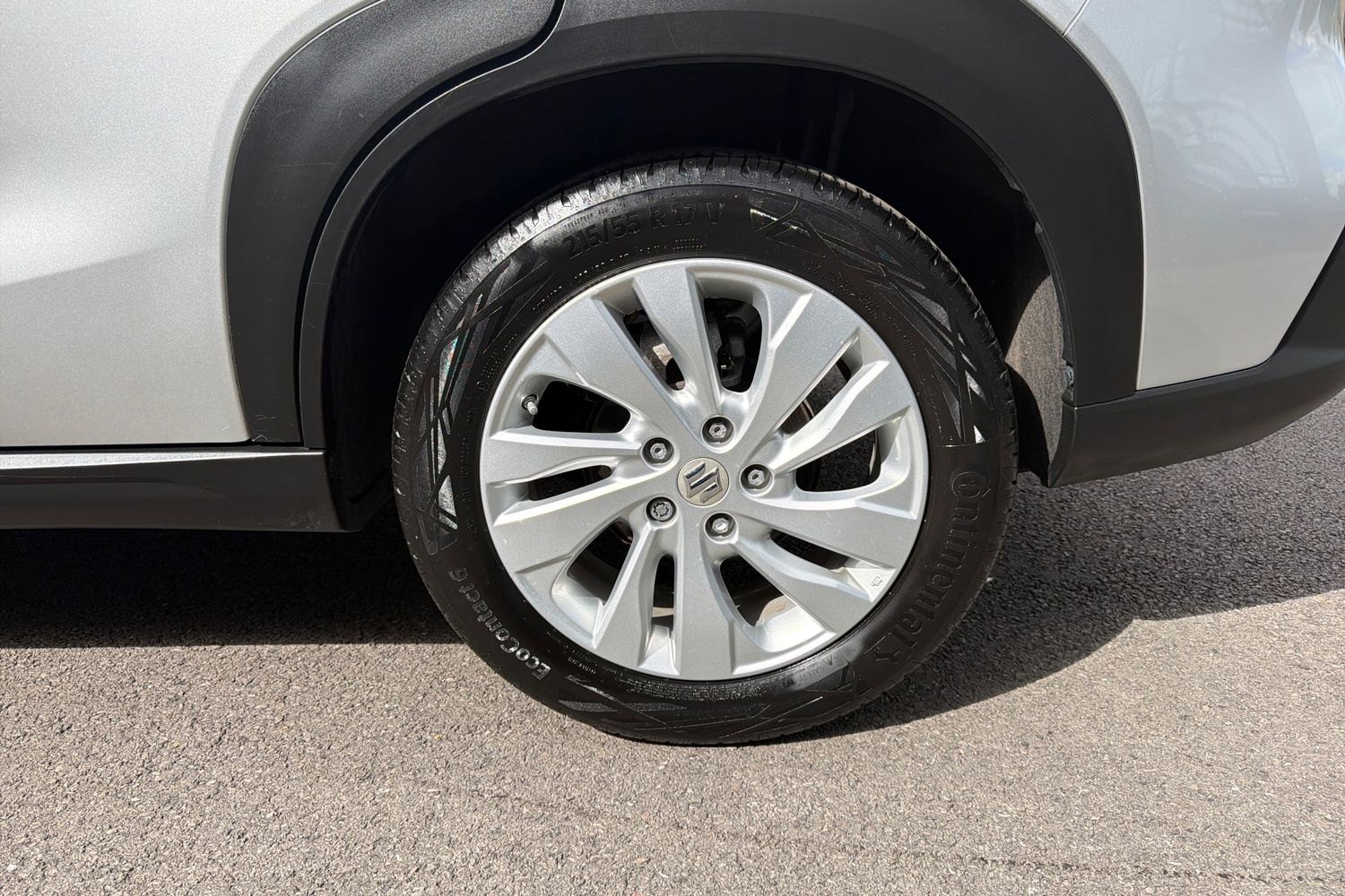 Suzuki S-Cross Photo 35