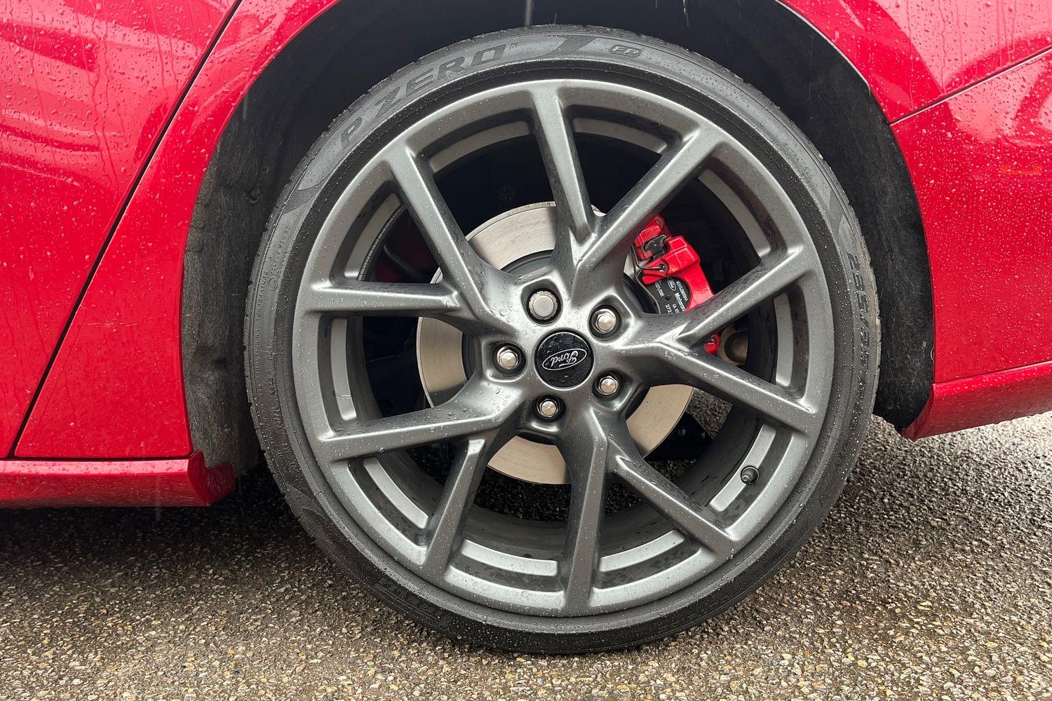 Ford FOCUS Photo 23