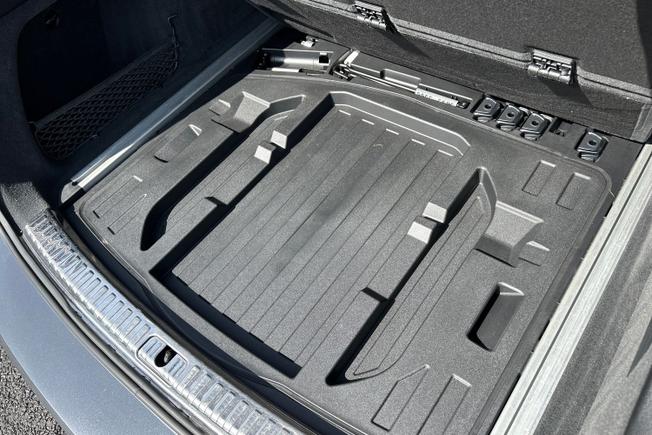 AUDI A6 Avant Photo 33