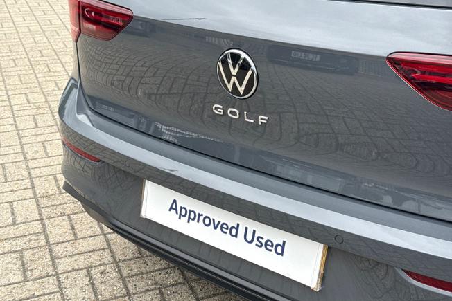 VOLKSWAGEN Golf Photo 21