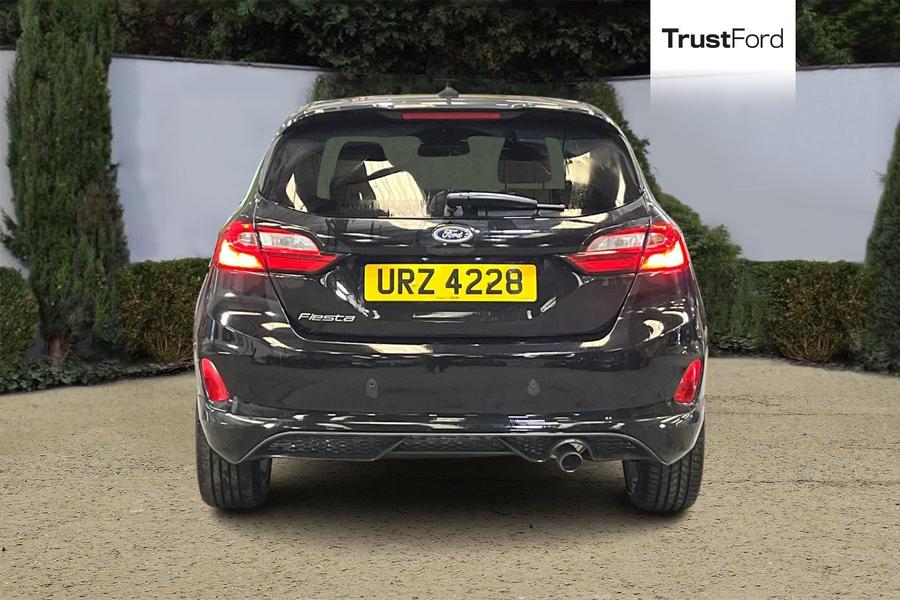 Ford FIESTA Photo autoimg-5d6d70f8b5425ed36ef42ec3d8e0931aec9ad615.jpg