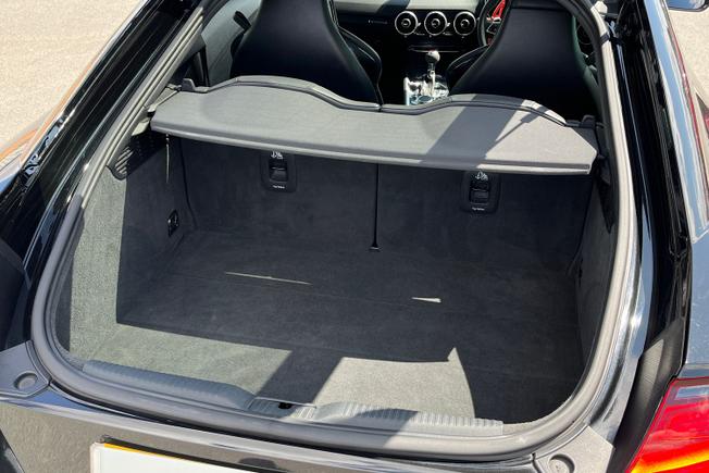 Audi TT RS Photo 12