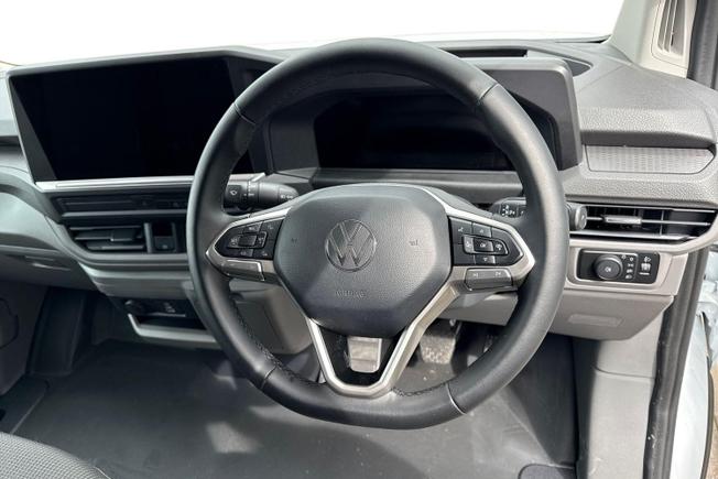 VOLKSWAGEN e-Transporter Photo 11