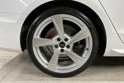 AUDI A4 Avant Photo 5