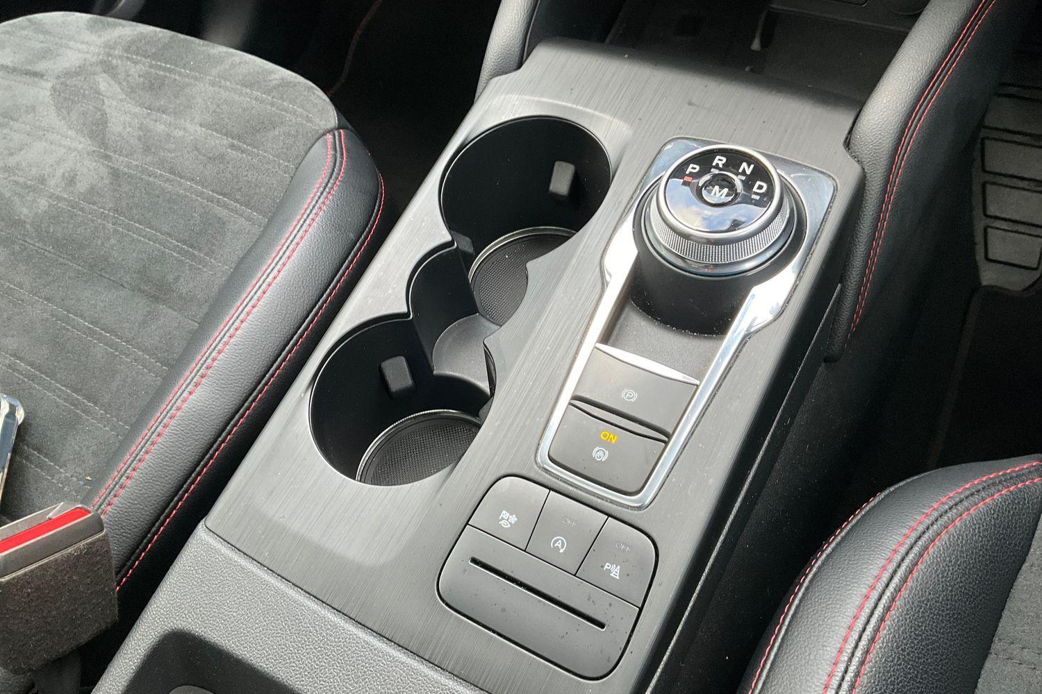 Ford KUGA Photo 30