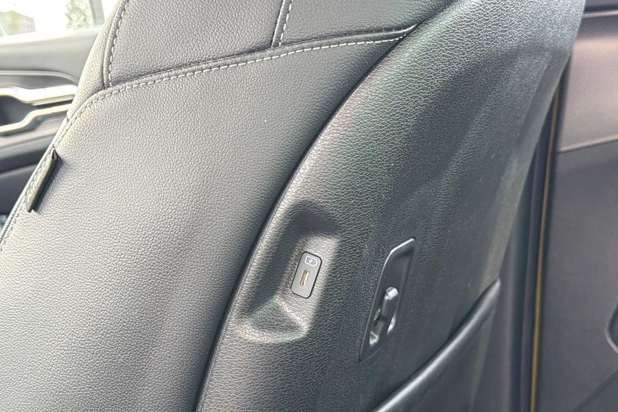 Kia SPORTAGE Photo autoimg-5d7fa720b4b5ad40e38461be78df3b9ddd8b3d14.jpg
