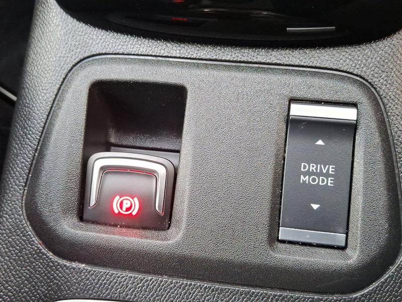 Used Vauxhall Corsa DL73UHX 50