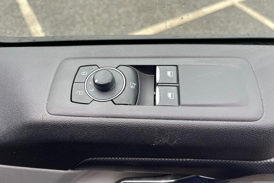 Used Ford TRANSIT CUSTOM 22