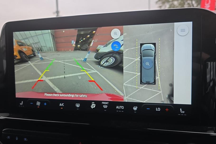 Used Ford TOURNEO CUSTOM 40