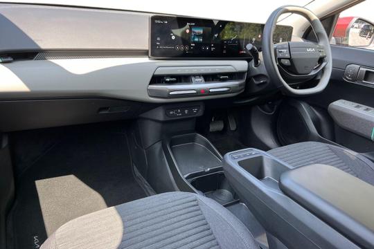 Kia EV4 Photo autoimg-5d841f0840609b1f5f3745b112c00d662051d33c.jpg