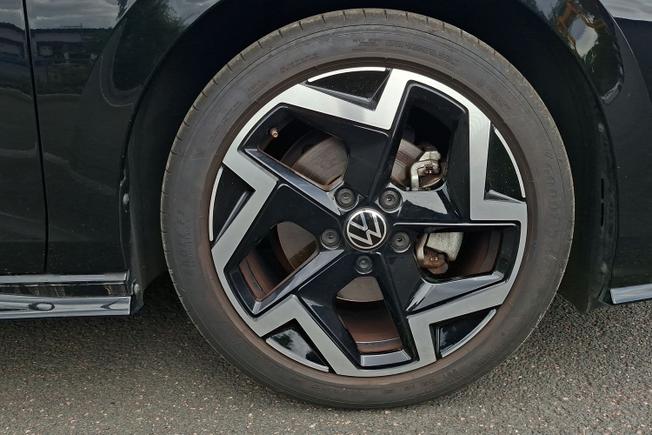 VOLKSWAGEN Golf Photo 5