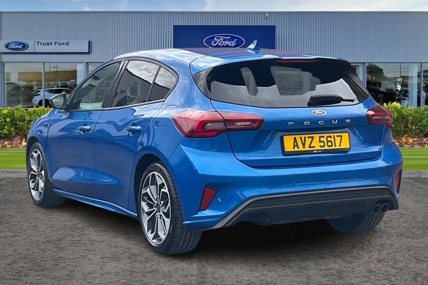 Ford FOCUS Photo 1