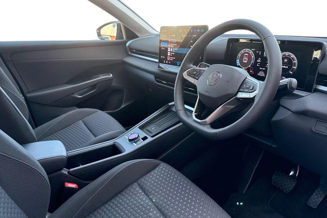 VOLKSWAGEN T-Roc Photo 6
