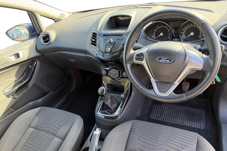 Ford FIESTA Photo autoimg-5d9117857d46d1c6c464b6a0750ac1f2d21870dd.jpg