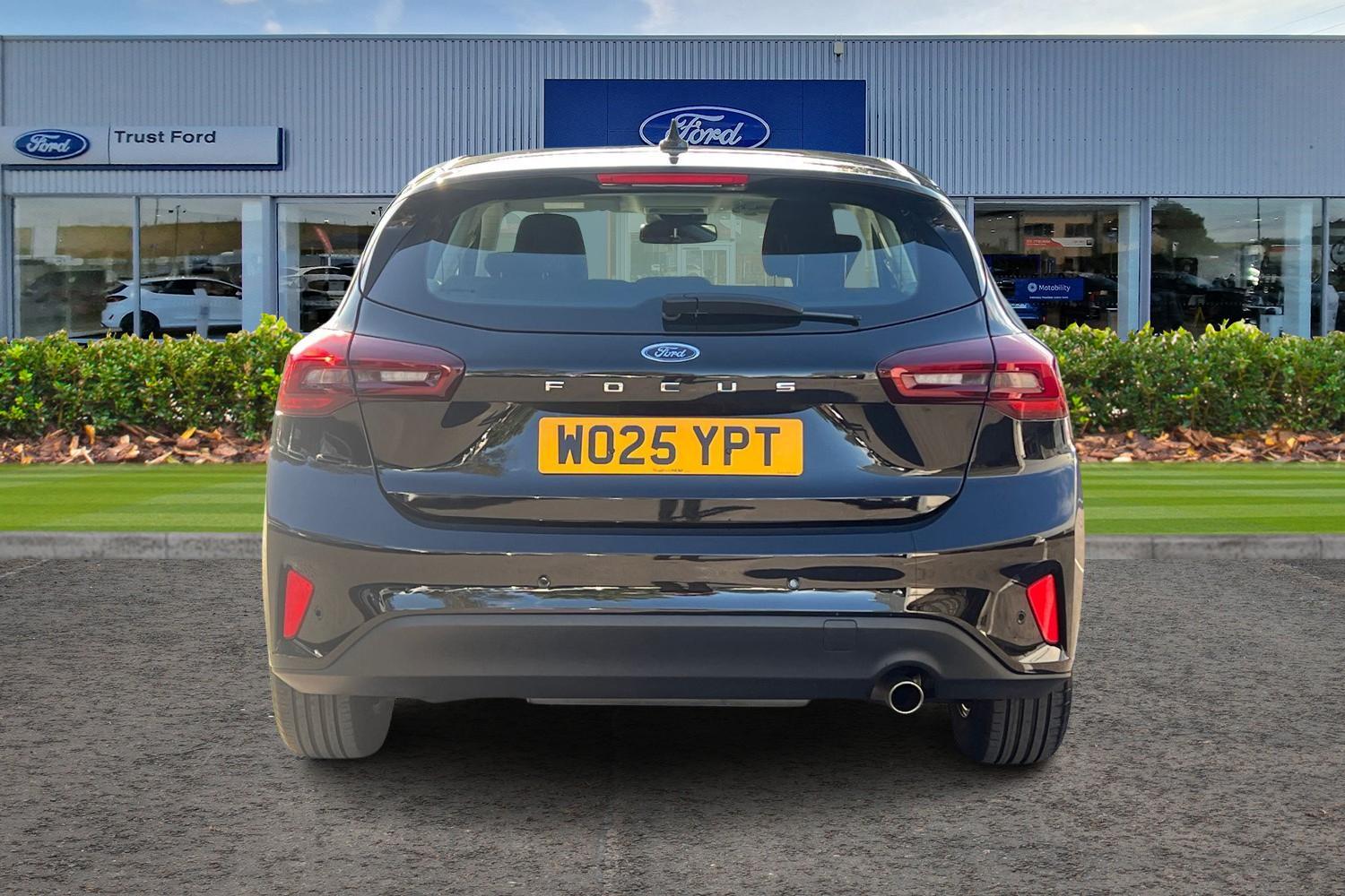 Ford Focus Photo 6