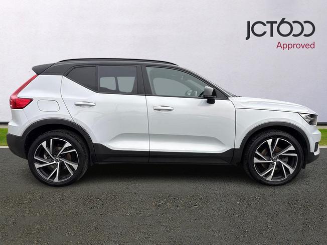 VOLVO Xc40 Photo 4