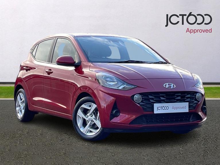 Used 2020 HYUNDAI i10 1.0 SE Connect Hatchback 5dr Petrol Manual Euro 6 (s/s) (67 ps) Red at JCT600