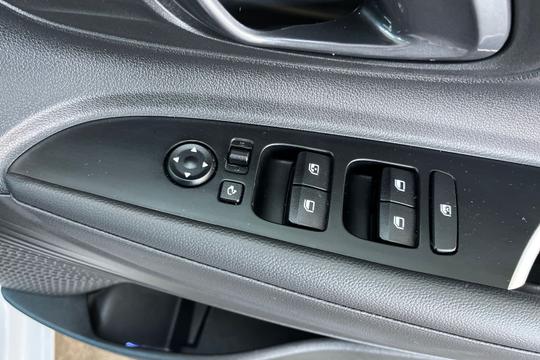 Hyundai i20 Photo autoimg-5d969643d9a7ef1ea50d6f0c50638d0b23c60f4d.jpg