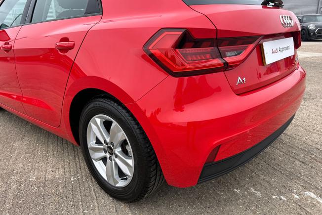 AUDI A1 Photo 31