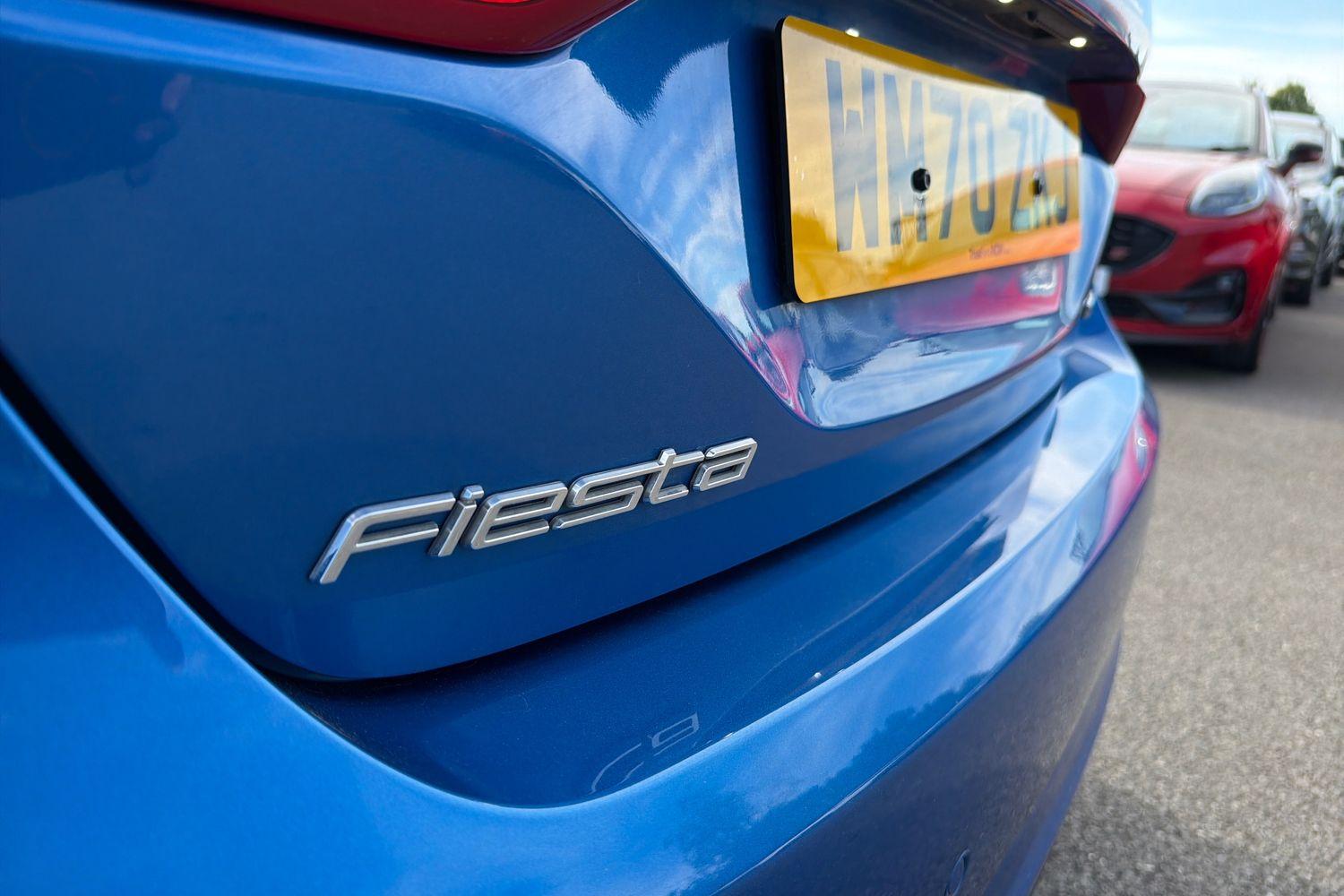Ford FIESTA Photo 23