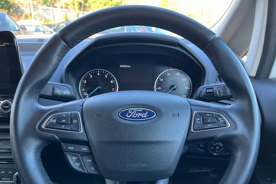 Ford EcoSport Photo autoimg-5d9fc40c3f2782ea03abf09672645421e291edfb.jpg