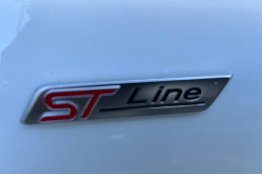 Ford FOCUS Photo autoimg-5da00cbb7559cc9f78435cc9793897bcfd72f968.jpg