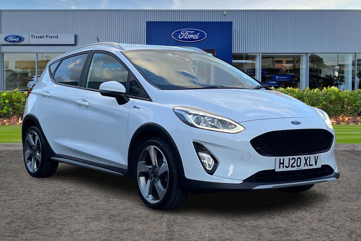 Ford Fiesta Photo 0