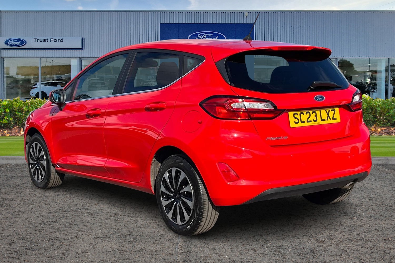 Ford Fiesta Photo 1