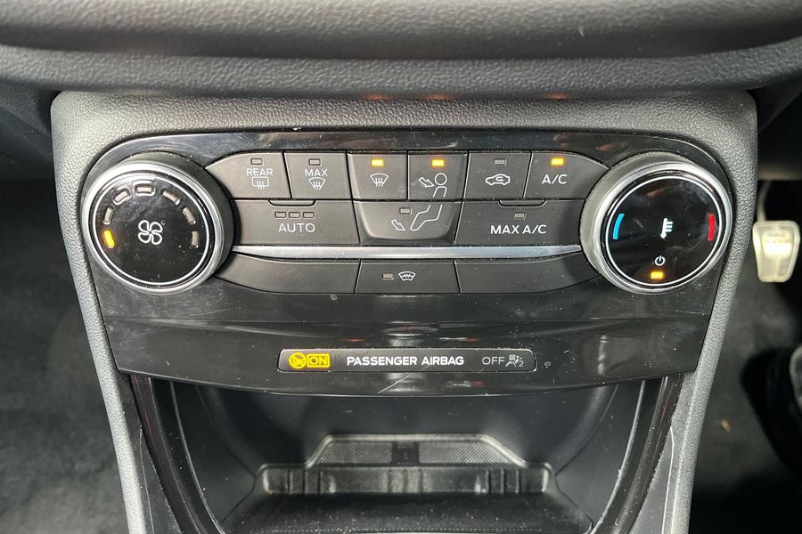 Ford PUMA Photo autoimg-5da9dda5806bb2096e3f2b3feb9d154f1963ebff.jpg